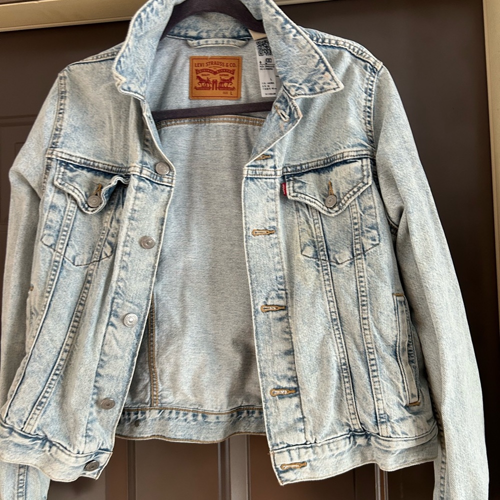 Levi's Original Trucker Denim Jacket Light Wash Size L